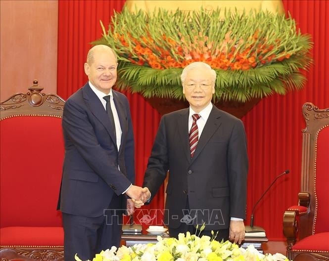 tong bi thu nguyen phu trong viet nam coi trong quan he doi tac chien luoc voi duc hinh 2