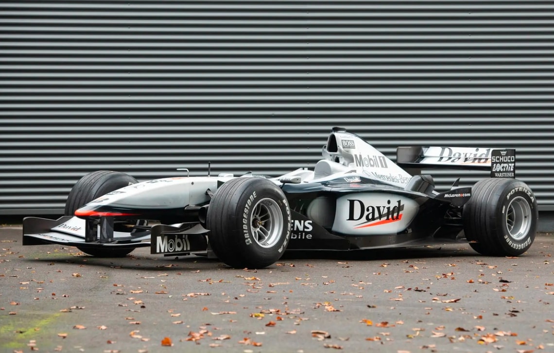 xe dua mclaren mp4 16 doi 2001 duoc rao ban gia 2 trieu usd hinh 1