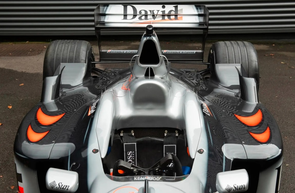 xe dua mclaren mp4 16 doi 2001 duoc rao ban gia 2 trieu usd hinh 8