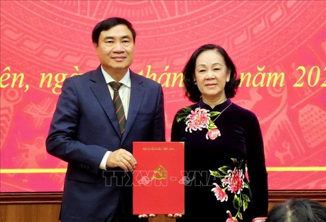 ong tran quoc cuong giu chuc bi thu tinh uy dien bien hinh 1