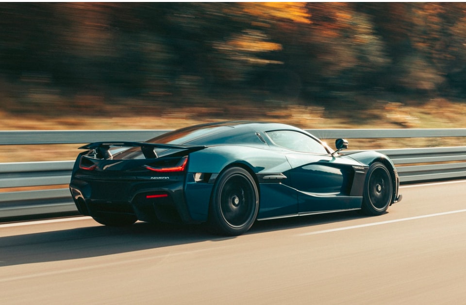 rimac nevera tro thanh mau xe dien nhanh nhat the gioi hinh 2
