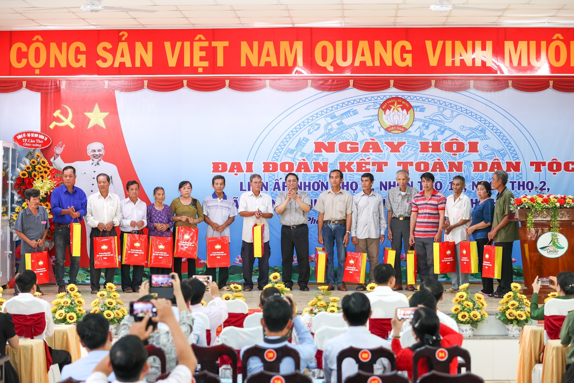 thu tuong voi tinh than dai doan ket moi kho khan deu co the hoa giai hinh 3