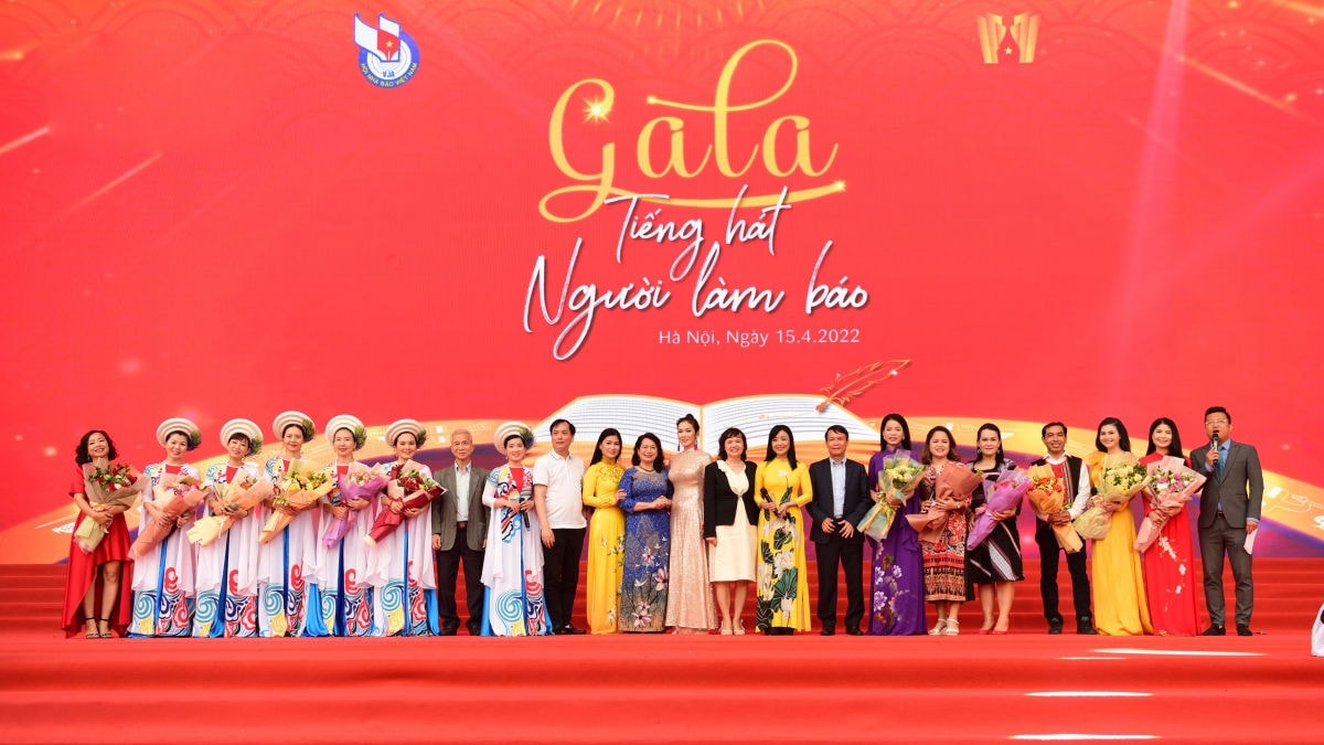 san choi tham tinh doan ket giua nhung nguoi lam bao ca nuoc hinh 4