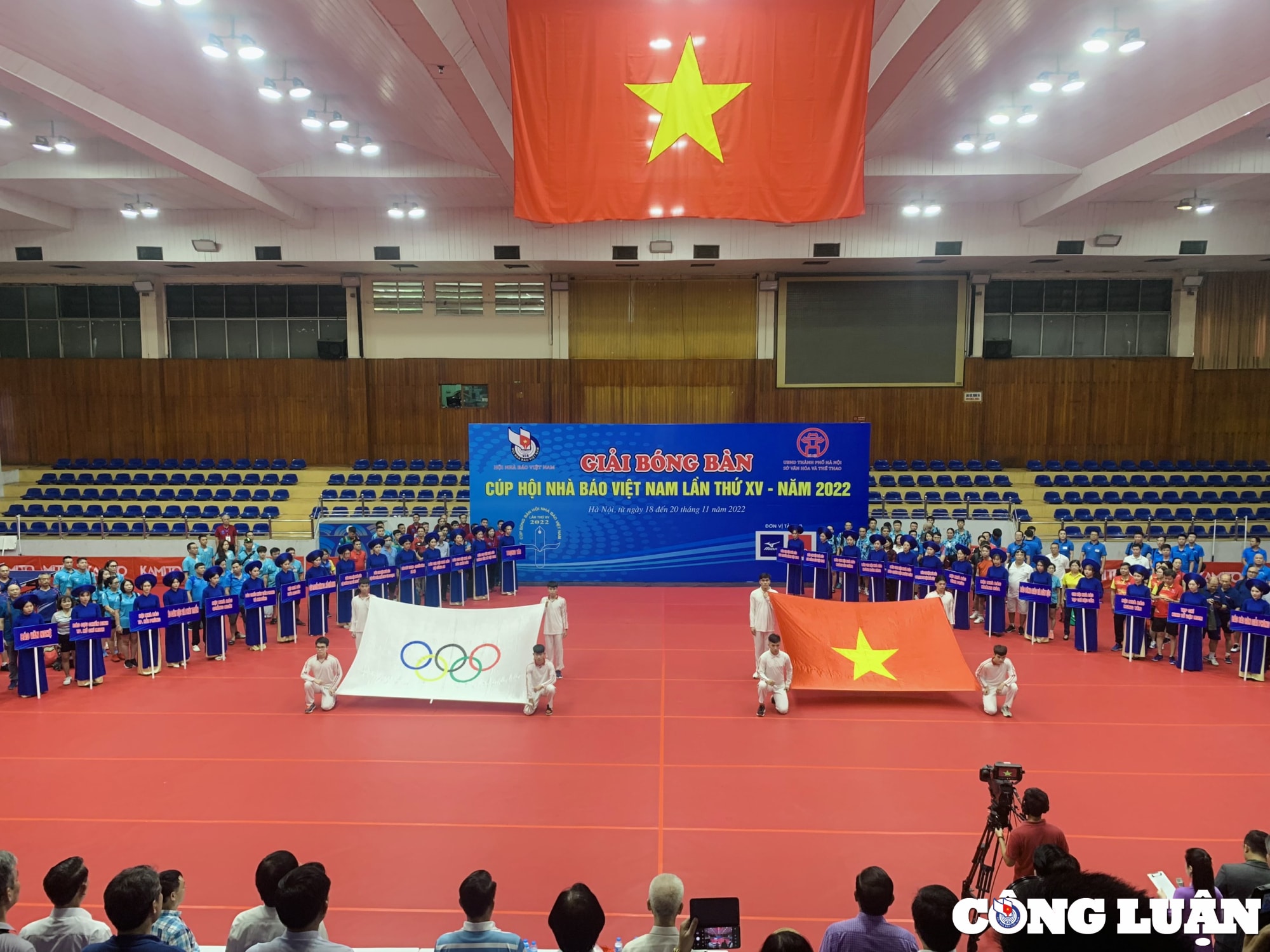 khai mac giai bong ban cup hoi nha bao viet nam lan thu xv nam 2022 hinh 1