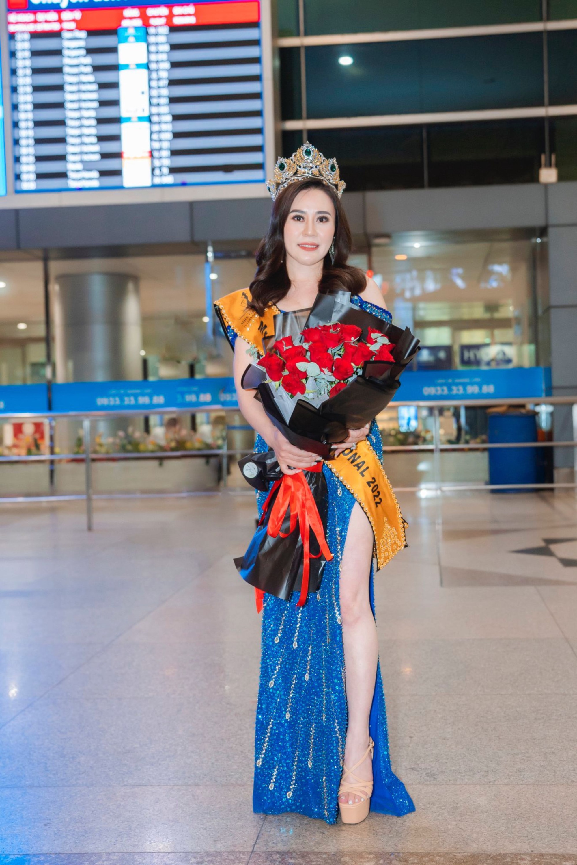tan mrs grand international 2022 phan kim oanh rang ro ngay tro ve hinh 2