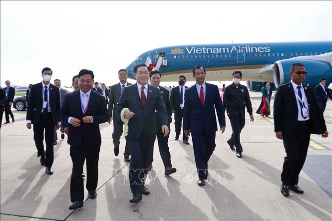 chu tich quoc hoi bat dau tham chinh thuc campuchia va du aipa 43 hinh 1