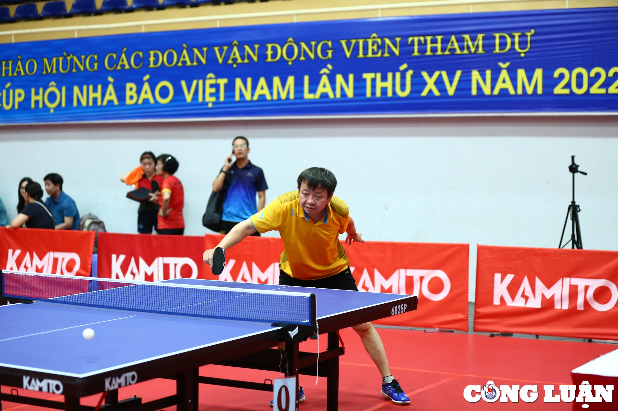 hinh anh dep trong ngay thi dau thu 2 giai bong ban cup hoi nha bao viet nam lan thu xv nam 2022 hinh 3