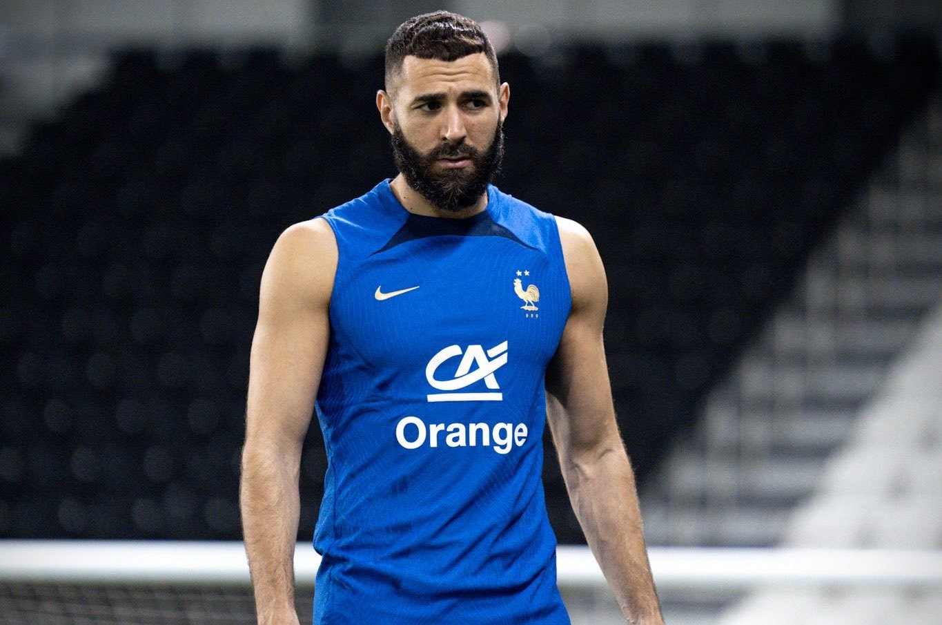 qua bong vang 2022 benzema tam biet world cup 2022 hinh 1