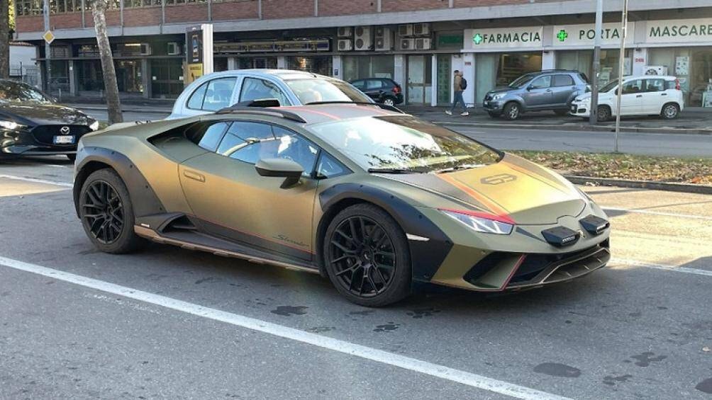sieu xe lamborghini huracan sterrato phien ban off road sap ra mat hinh 1