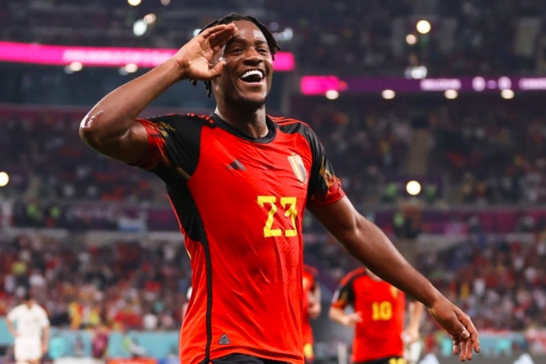 hazard va de bruyne nhat nhoa bi thang chat vat canada hinh 2