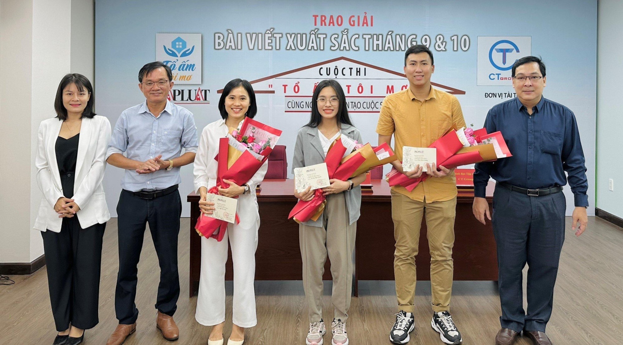 bao phap luat tphcm trao giai cuoc thi viet to am toi mo hinh 1