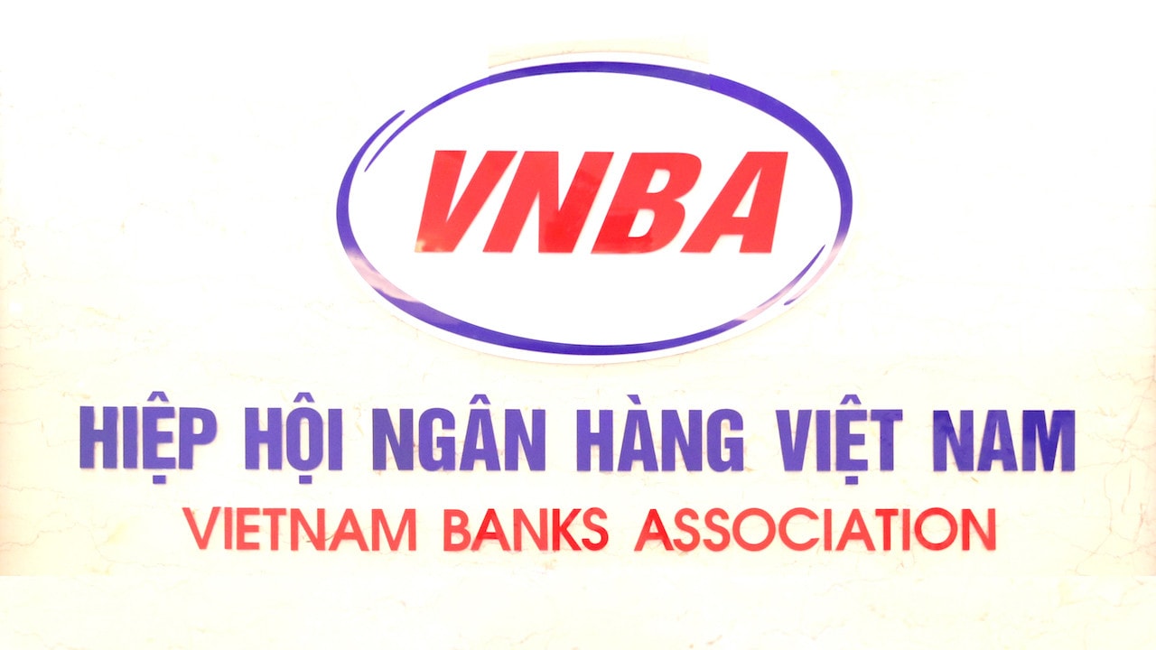 hiep hoi ngan hang keu goi cac hoi vien ho tro ngan hang gap kho khan hinh 1