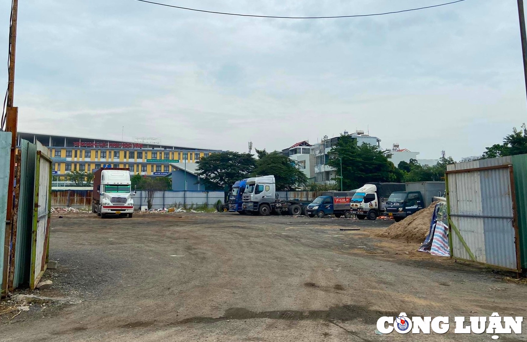 du an 700 can ho nha o xa hoi dong tho xong roi thanh bai giu xe hinh 1
