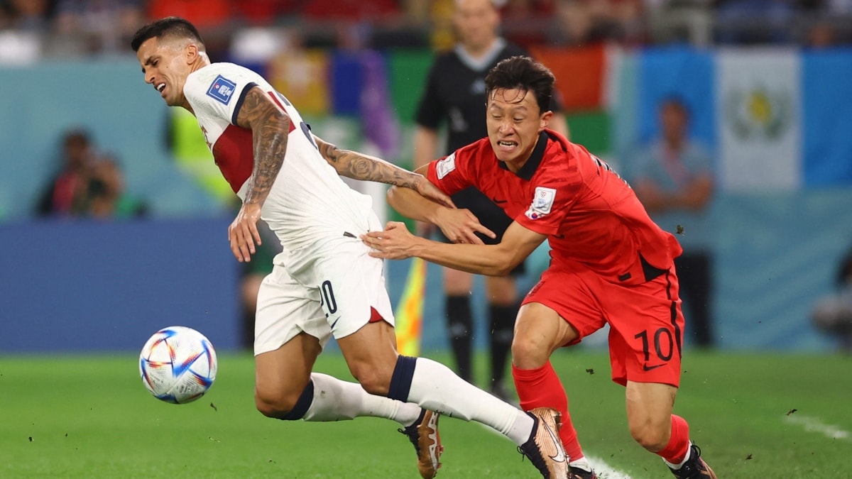bo dao nha va han quoc dat nhau vao vong 1 8 uruguay ra di tiec nuoi hinh 5