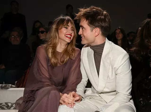 nguoi doi robert pattinson tinh tu ben nguoi yeu tai ai cap hinh 1