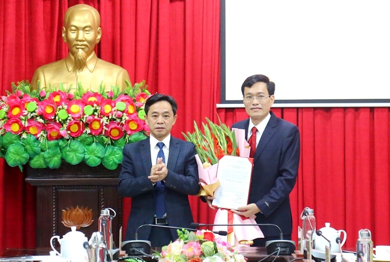 ong phan ngoc long giu chuc pho bi thu thuong truc thanh uy ha tinh hinh 1
