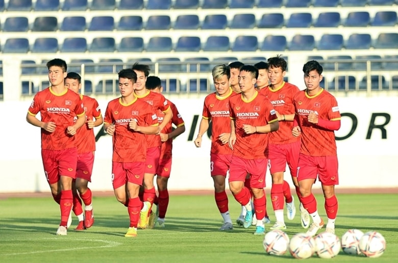 bat ngo voi gia ve tran giao huu quoc te giua doi tuyen viet nam vs philippines hinh 1