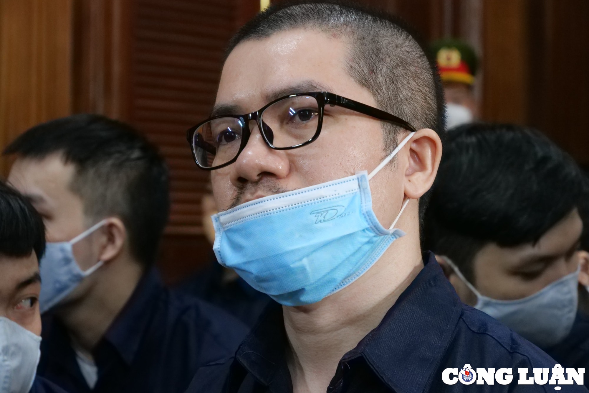 chu tich dia oc alibaba nguyen thai luyen phu nhan toan bo cao trang hinh 1