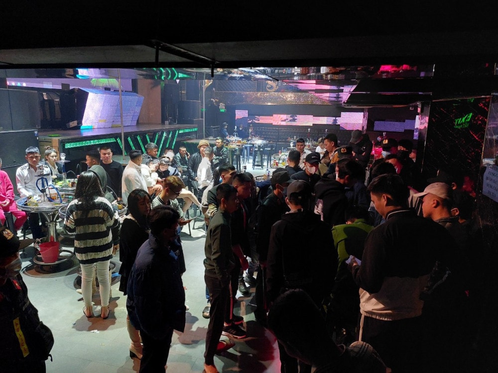dot kich bar 38 night club phat hien 26 thanh nien duong tinh voi chat ma tuy hinh 1