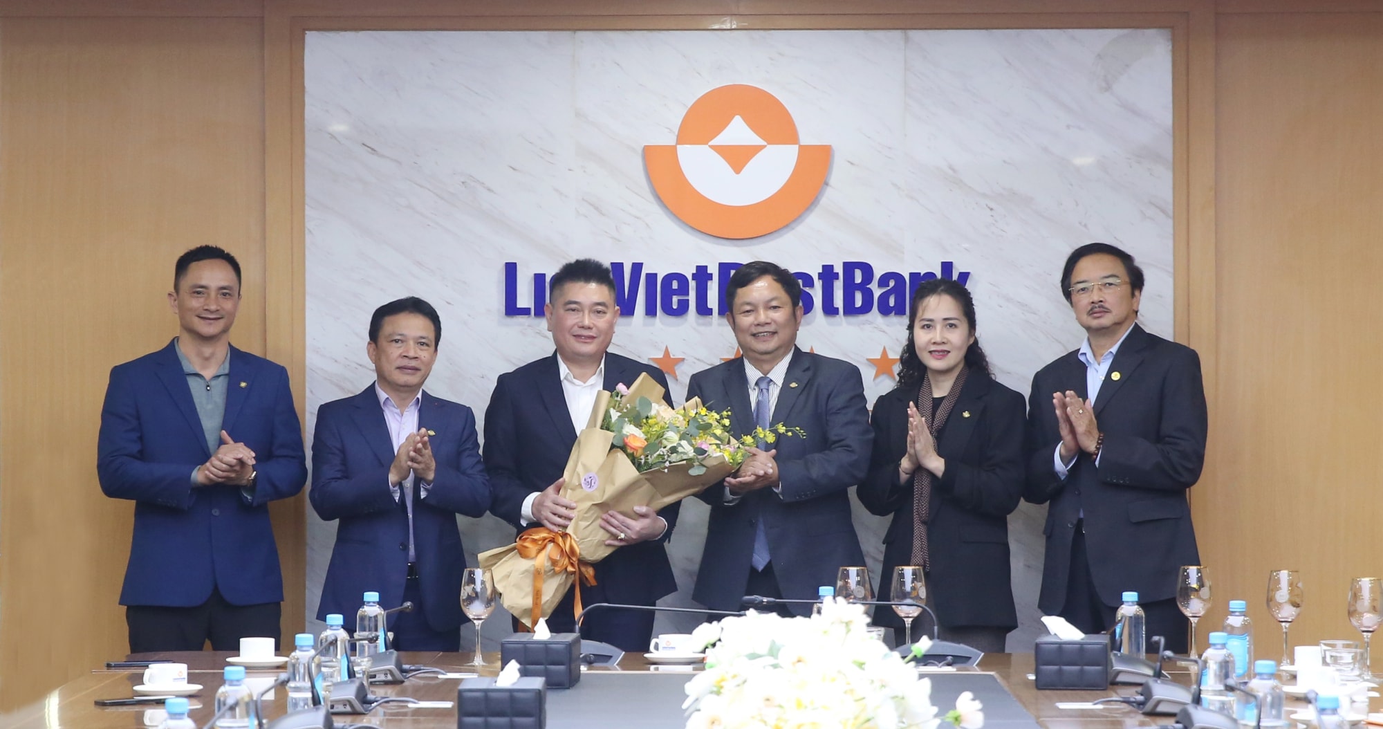 ong nguyen duc thuy lam chu tich lienvietpostbank hinh 1