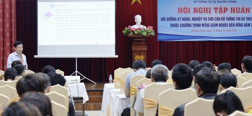 quang ngai tap huan ky nang nghiep vu cho can bo thong tin va truyen thong hinh 1