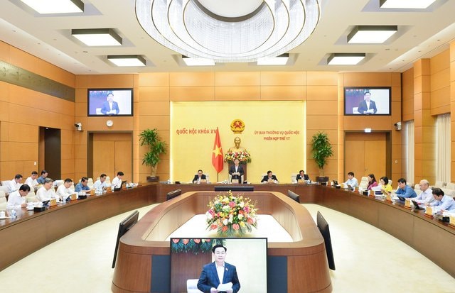 uy ban thuong vu quoc hoi se xem xet viec lay y kien nhan dan ve du an luat dat dai sua doi hinh 1
