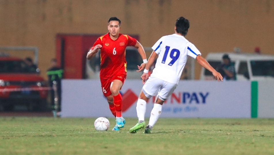 van quyet ghi ban may man dt viet nam thang nhoc philippines hinh 3