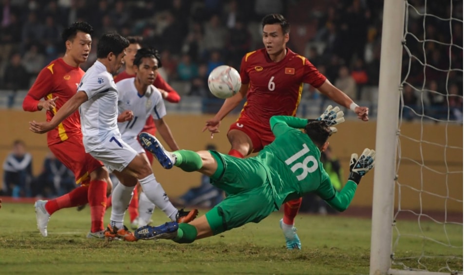 van quyet ghi ban may man dt viet nam thang nhoc philippines hinh 5