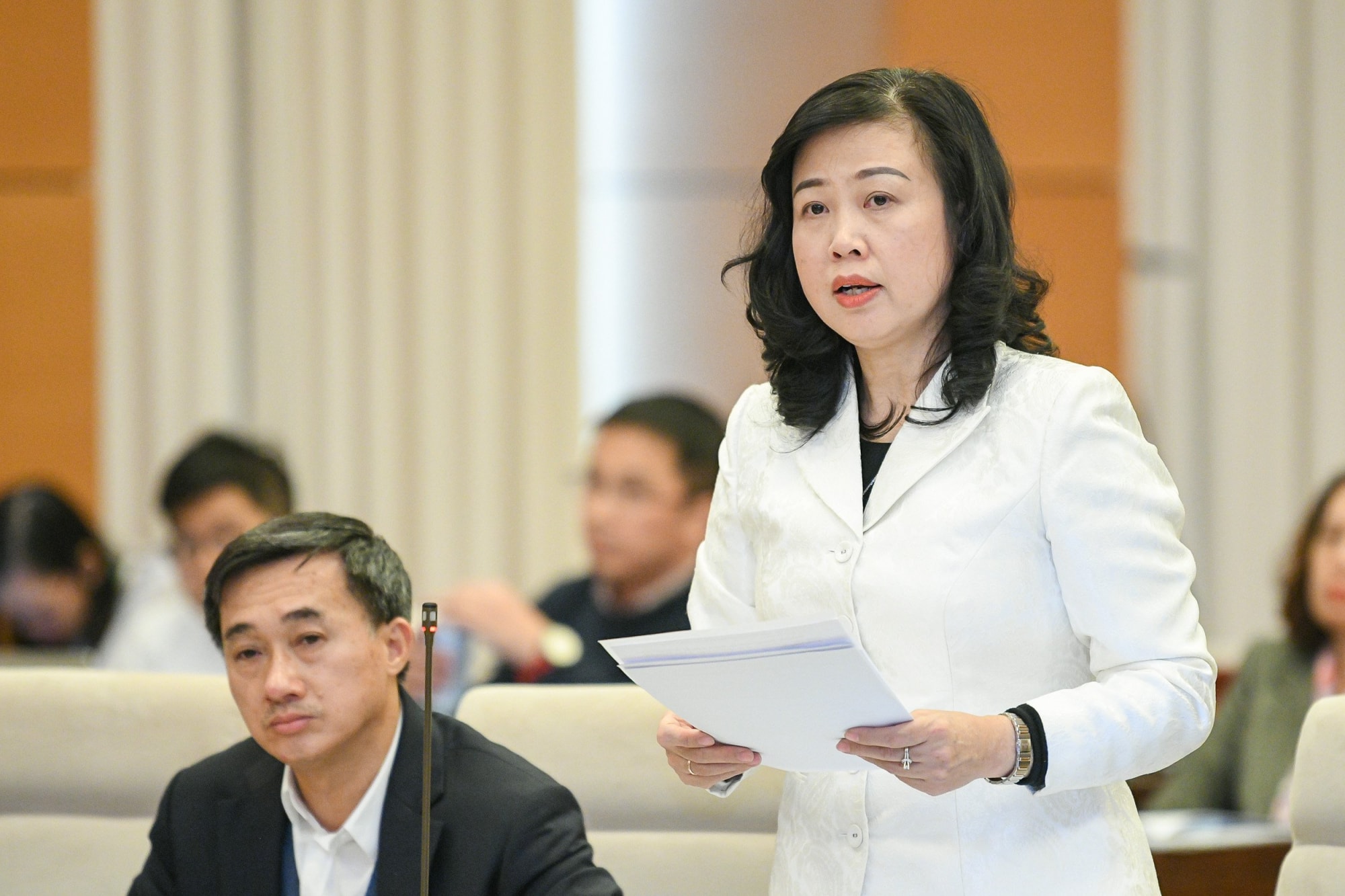 ra soat su chong cheo trung lap giua du thao luat kham benh chua benh sua doi va cac luat khac hinh 2