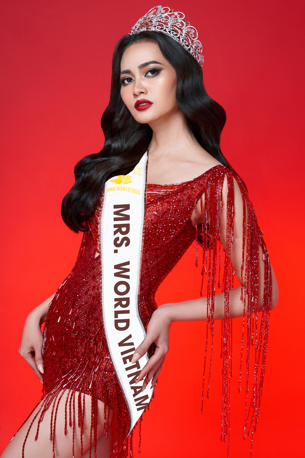 lo dien trang phucda hoi cuahoa hau quy ba viet nam 2022 nguyen thi bich hanh taimrs world 2022 hinh 3