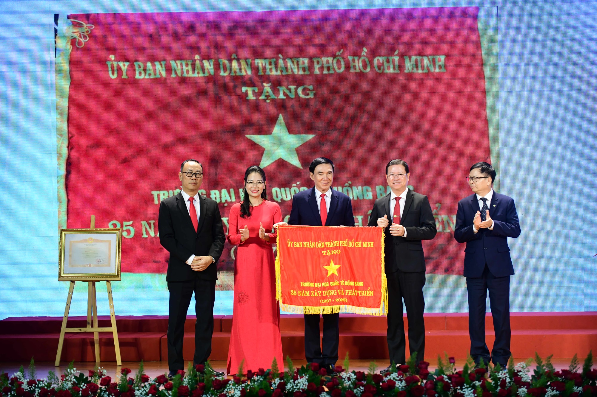 le ky niem 25 nam xay dung va phat trien truong dai hoc quoc te hong bang hinh 3
