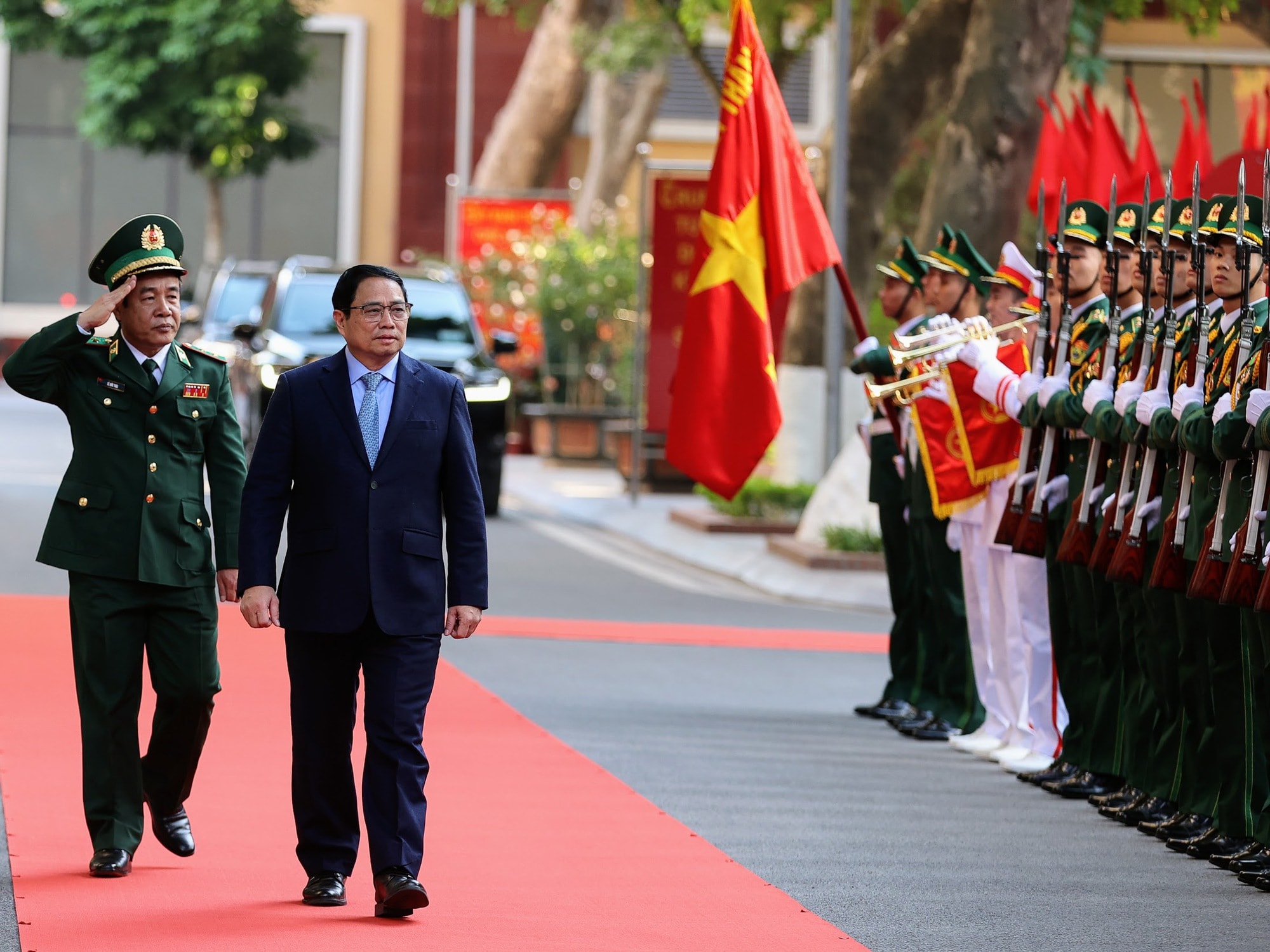 thu tuong ket hop suc manh cua luat phap he thong chinh tri va nhan dan de bao ve bien gioi hinh 1
