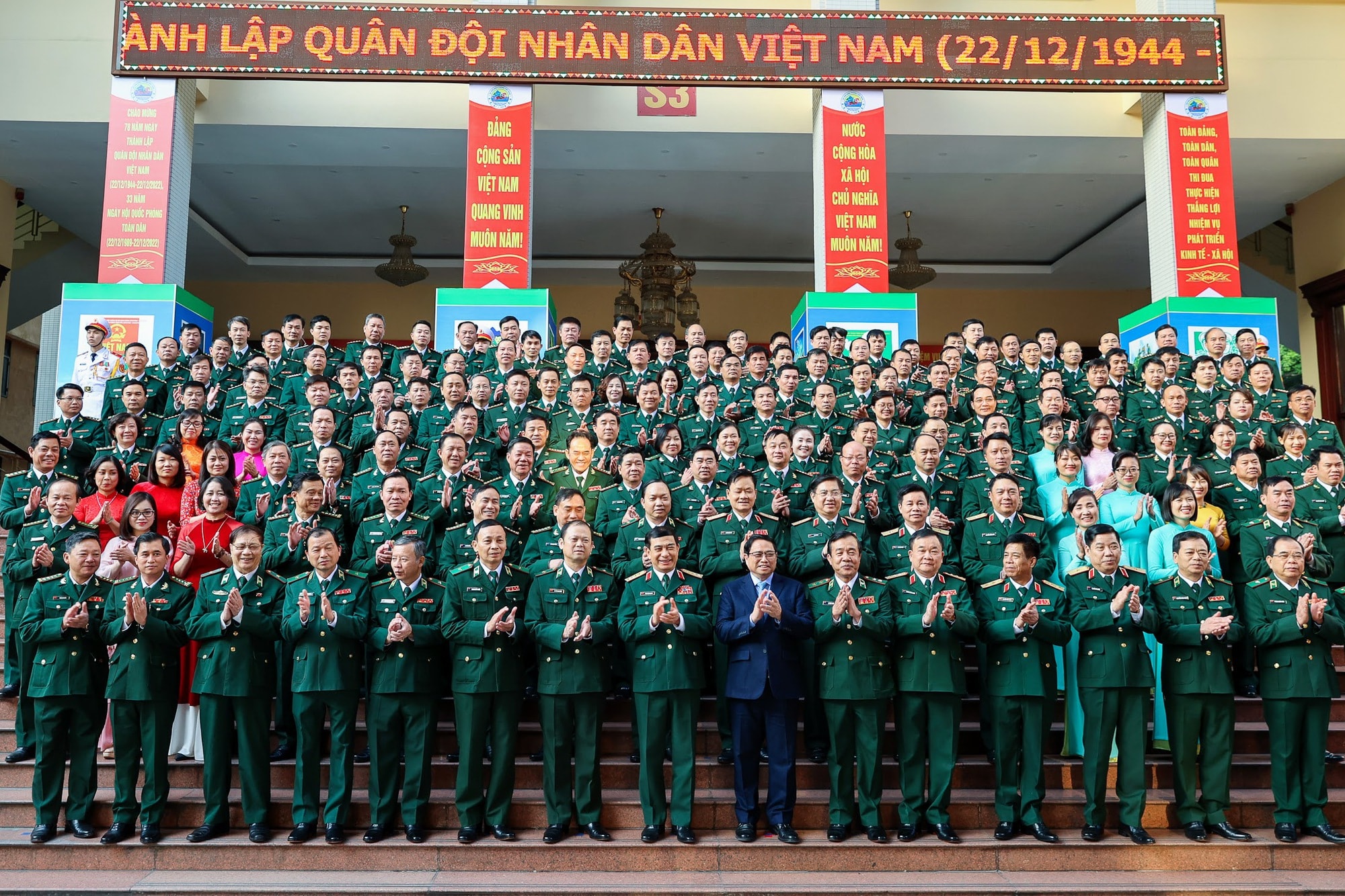 thu tuong ket hop suc manh cua luat phap he thong chinh tri va nhan dan de bao ve bien gioi hinh 5