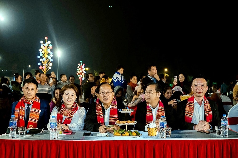 lang dong dem dai xoe thai hinh 11