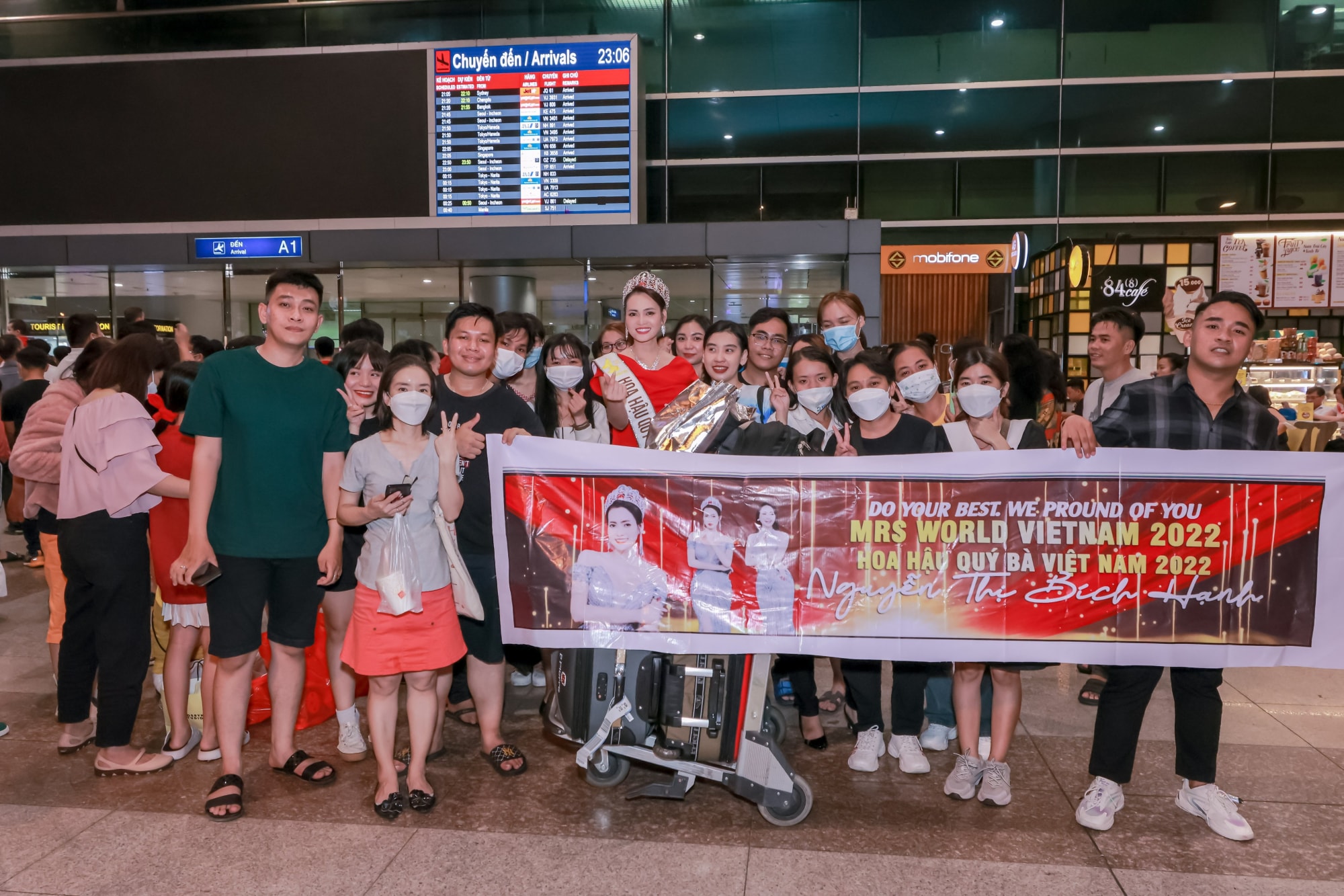 hoa hau nguyen thi bich hanh rang ro ngay tro ve hinh 4