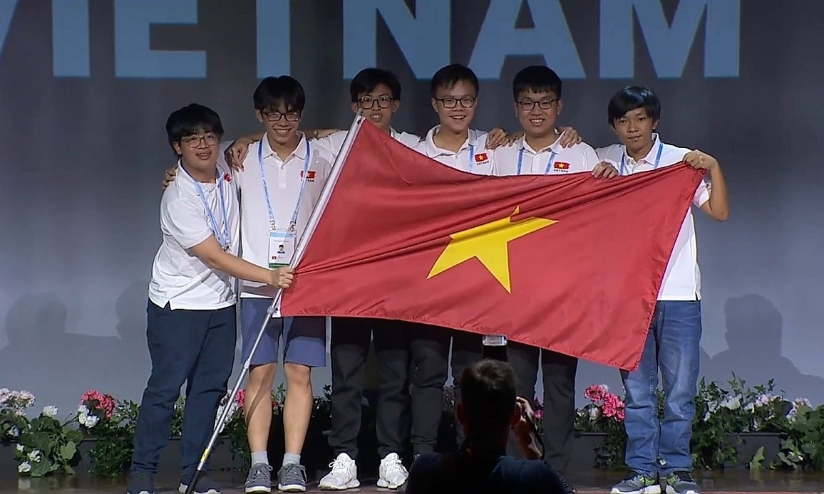 nam 2022 hoc sinh viet nam thang lon trong cac ky thi olympic quoc te hinh 1