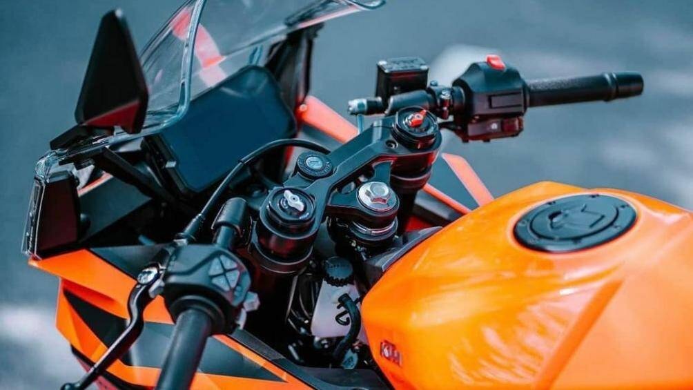 ktm rc 390 tro lai viet nam gia tu 209 trieu dong hinh 9