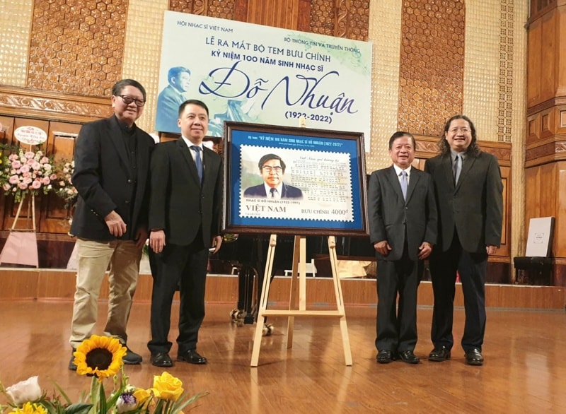 phat hanh bo tem ky niem 100 nam ngay sinh nhac si do nhuan hinh 2