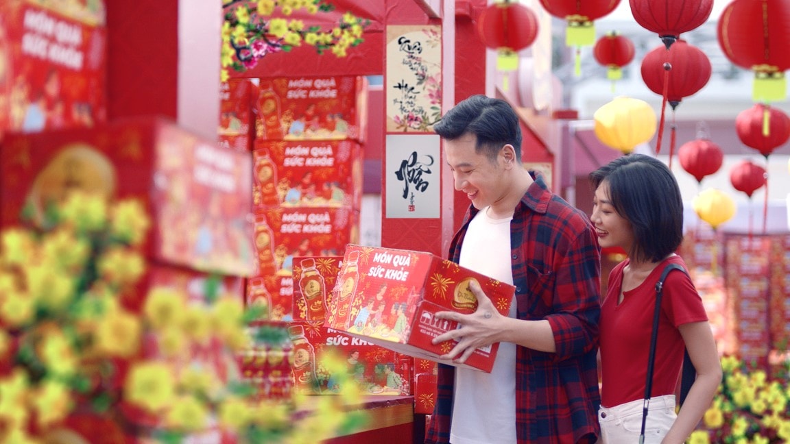 gioi tre chon qua gi cho gia dinh ngay tet hinh 3