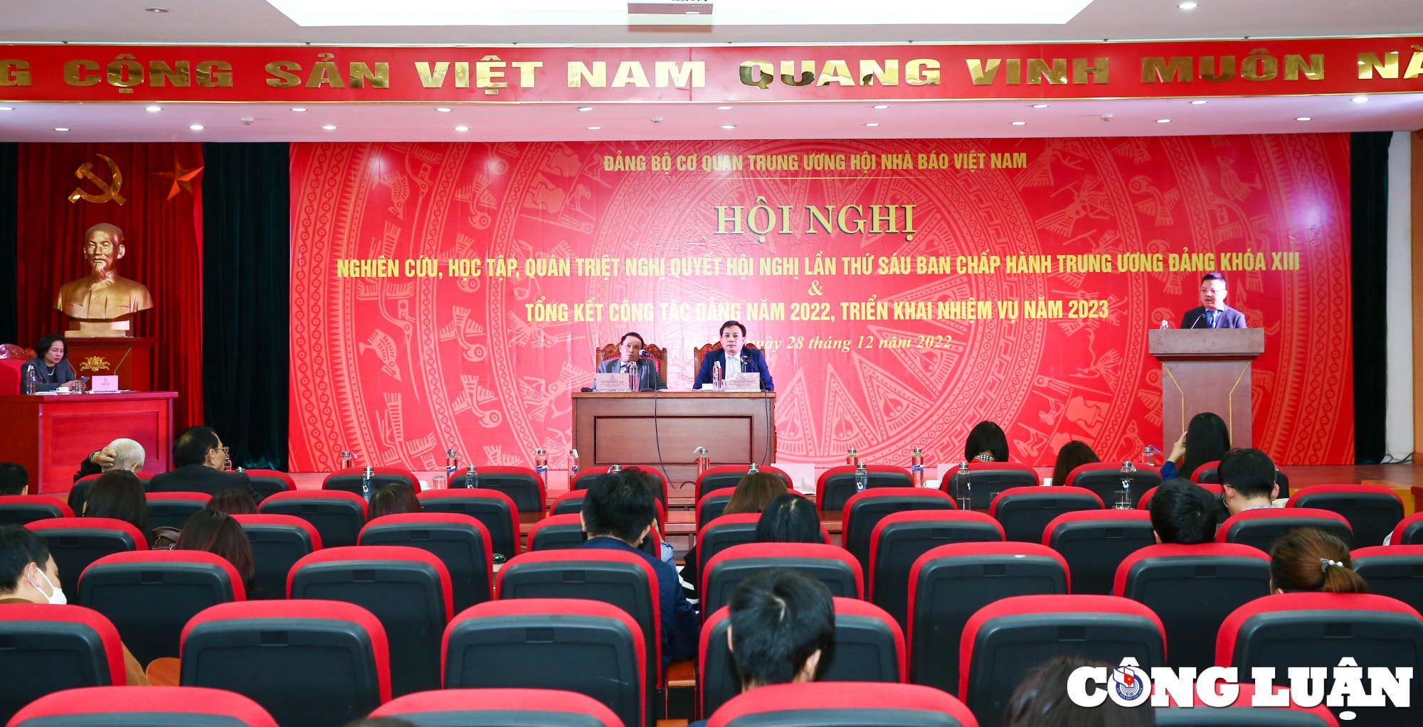 dang uy co quan tu hoi nha bao viet namtiep tuc doi moi toan dien nang cao chat luong cong tac xay dung dang hinh 4