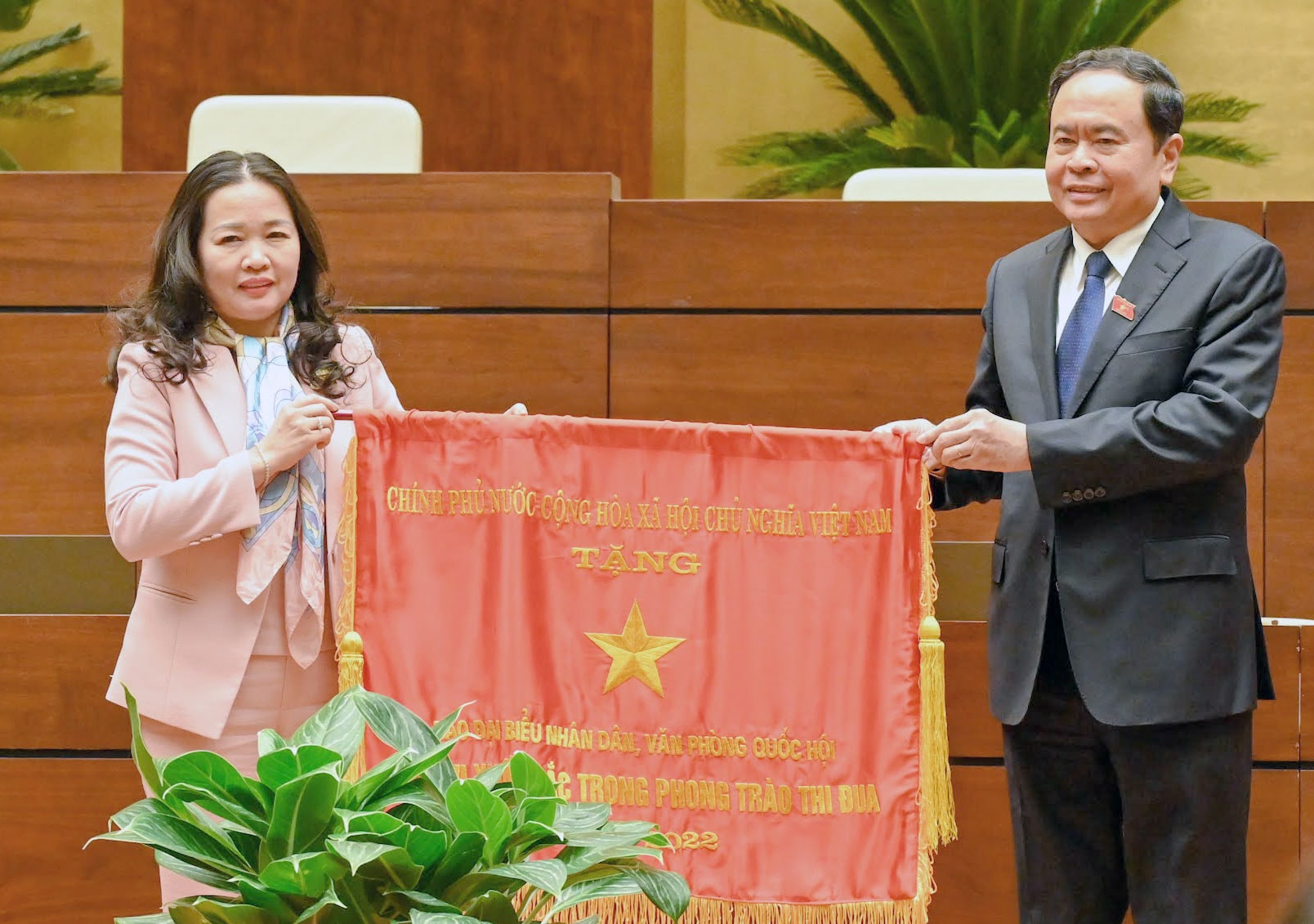 bao dai bieu nhan dan vinh du nhan co thi dua cua chinh phu nam 2022 hinh 1