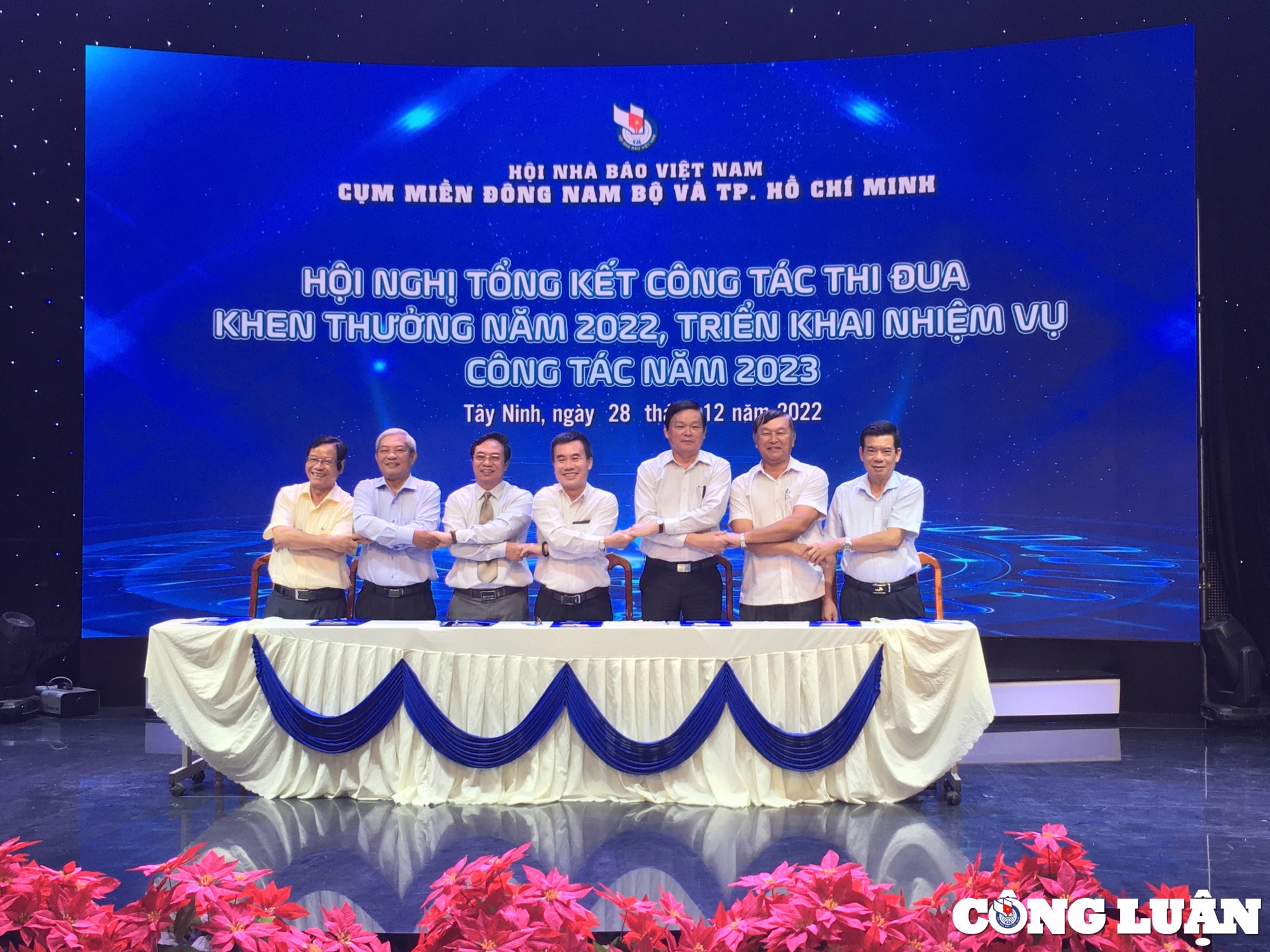 cum thi dua hoi nha bao cac tinh mien dong nam bo to chuc hoi nghi tong ket nam 2022 hinh 2