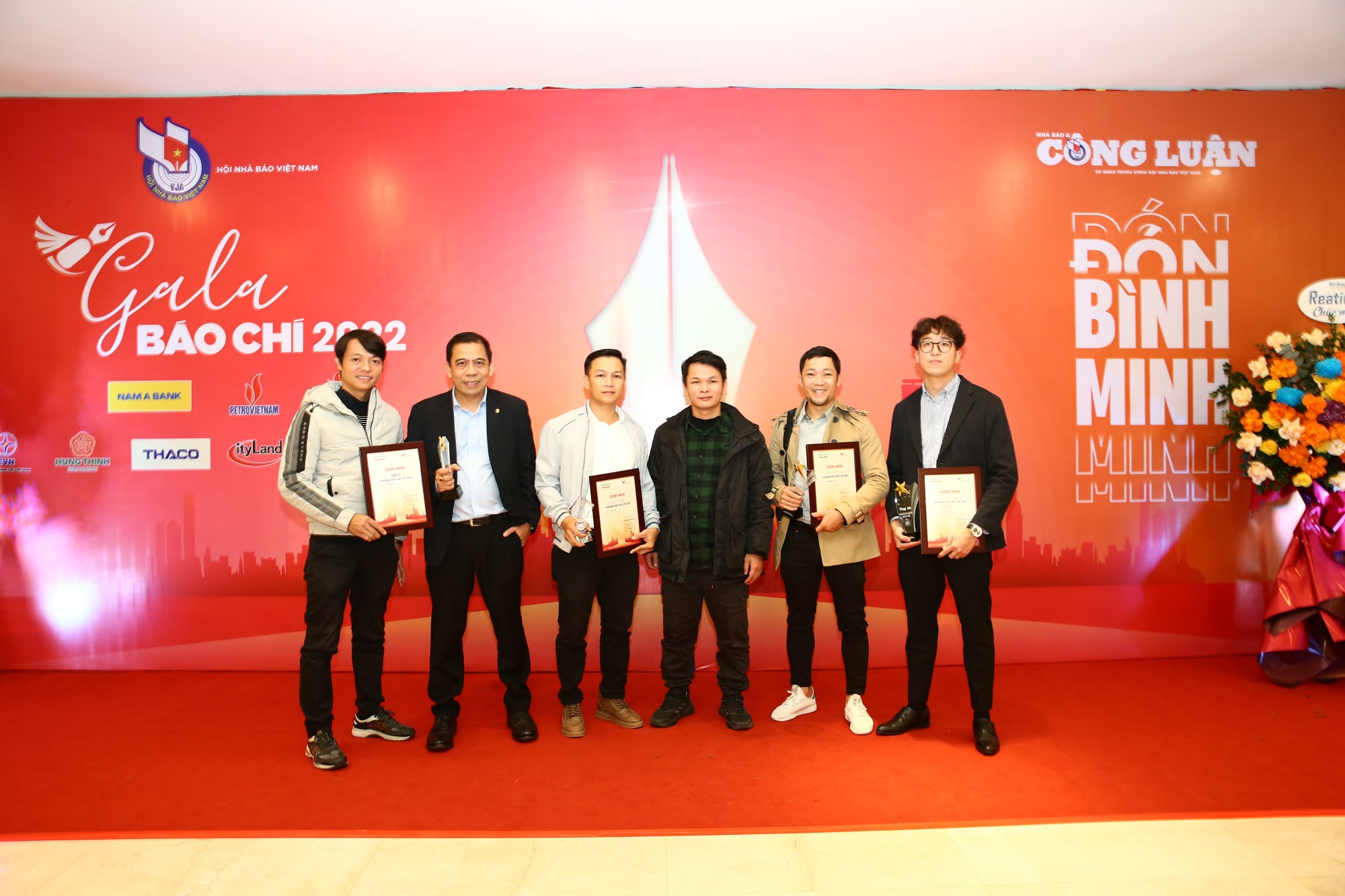 lap lanh nhung khoanh khac an tuong hinh 2