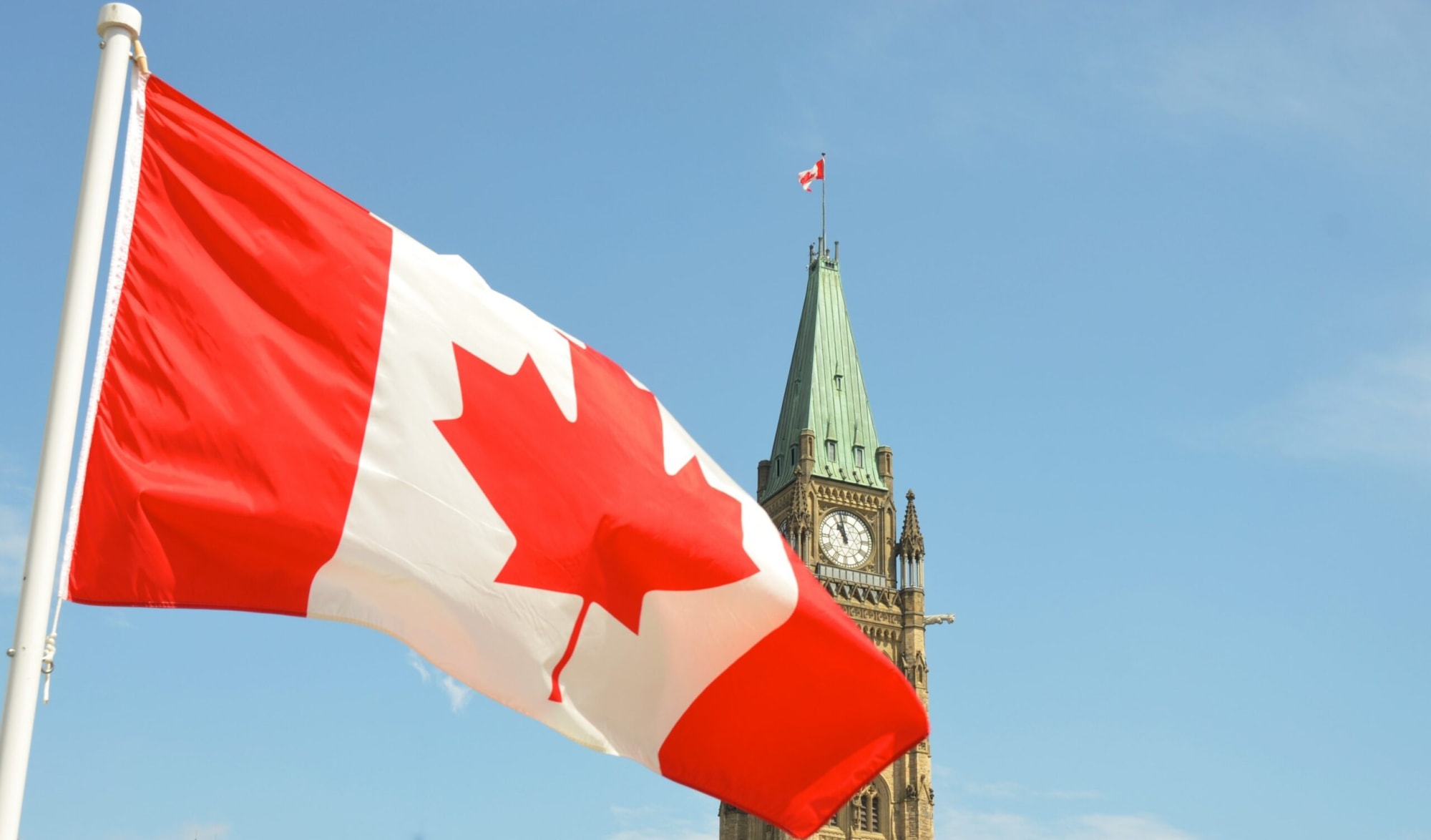 du luat cua canada buoc cac ga khong lo cong nghe tra tien cho tin tuc co gi hinh 1