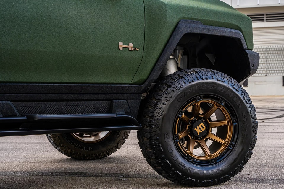 gmc hummer ev do than vo bang chat lieu dac biet hinh 4
