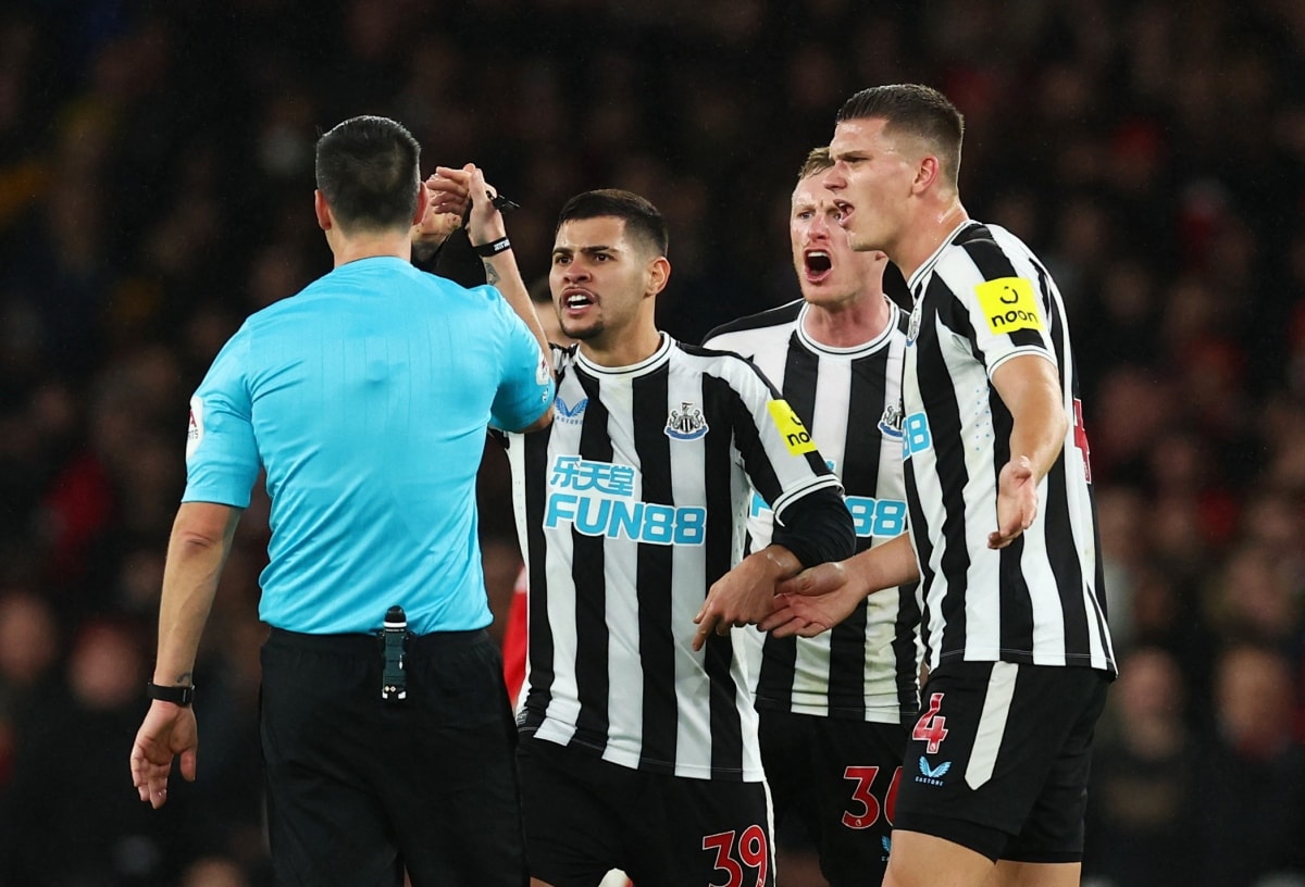 hoa newcastle arsenal lo co hoi bo xa man city hinh 6