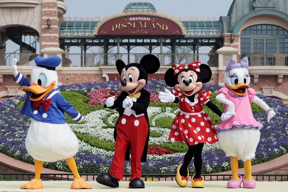 100 nam toi cua disney se phu thuoc vao metaverse hinh 1