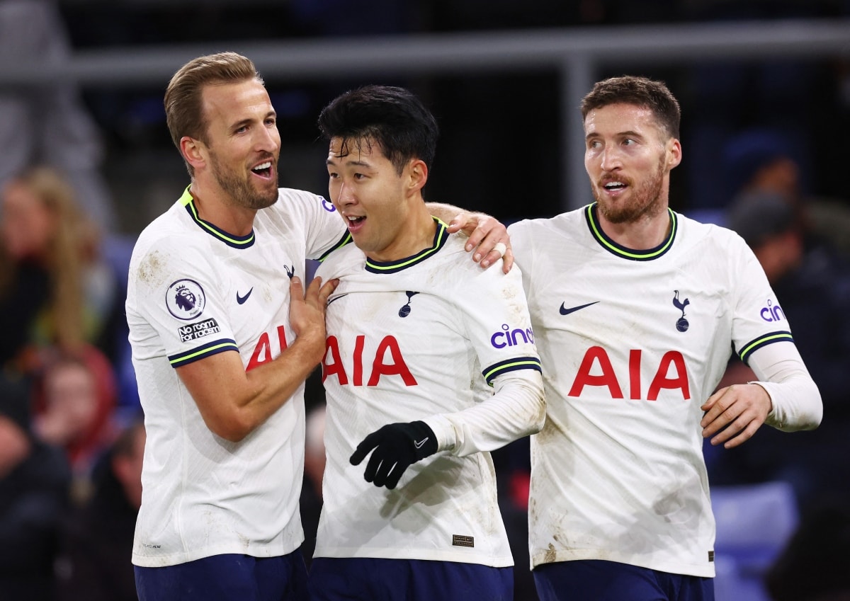 kane lap cu dup tottenham bat ngo thang dam crystal palace hinh 1