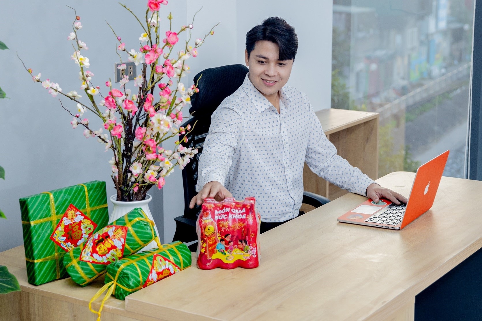 nong trong nguoi vi tiec tung lien tiep truoc khi ve que an tet phai lam sao hinh 2