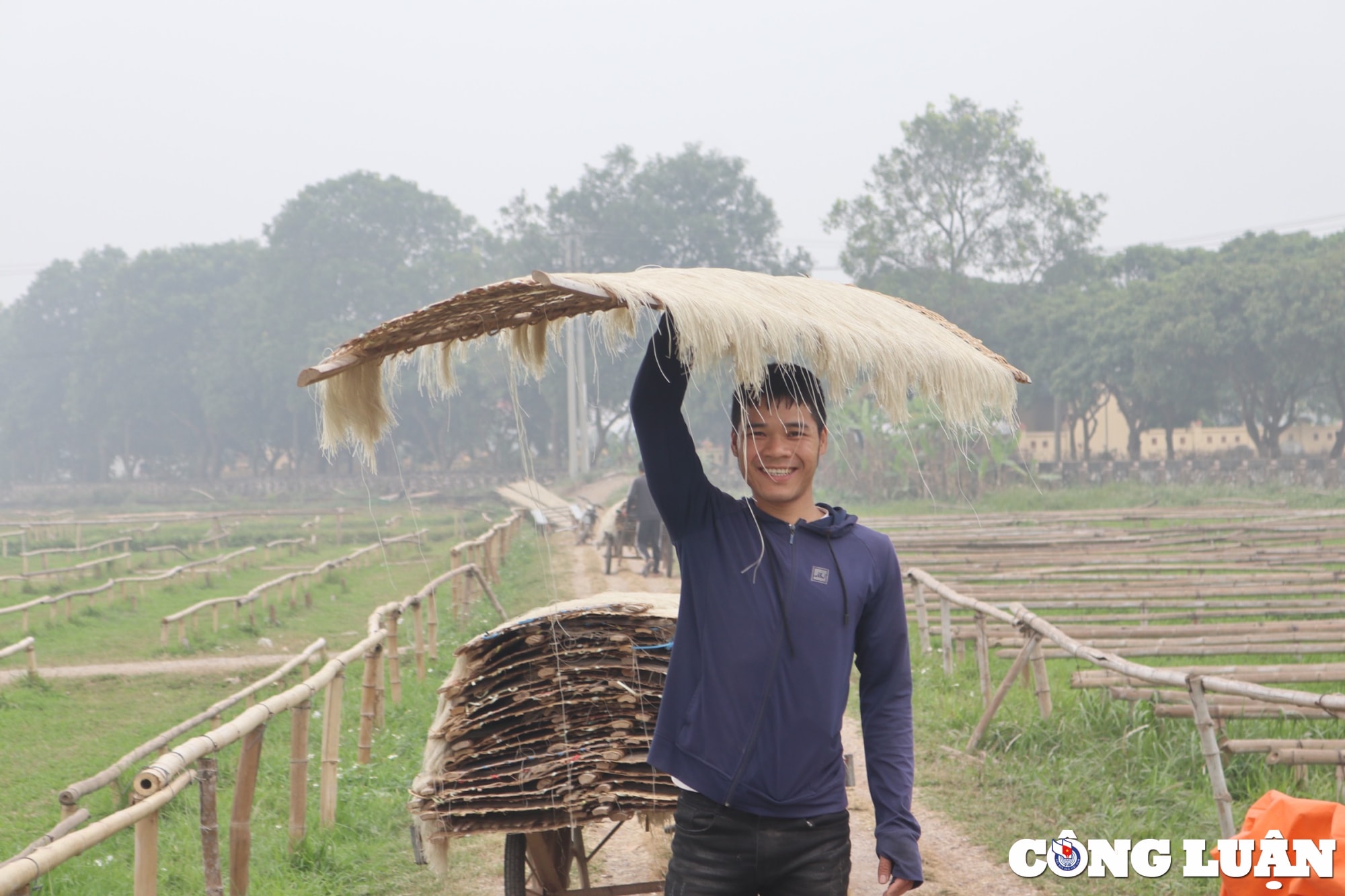 ha noi ve lang so kham pha quy trinh san xuat mien dong truyen thong hinh 12